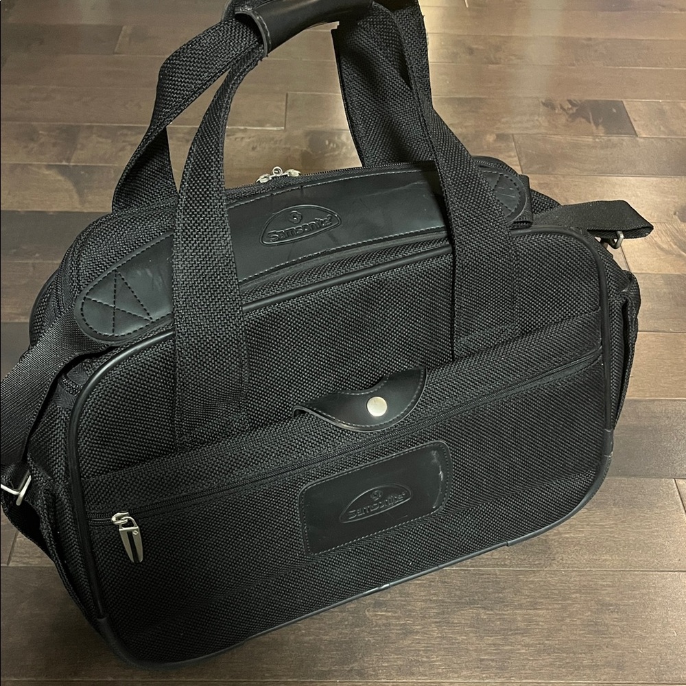 Samsonite Weekender - Picture 2 of 16